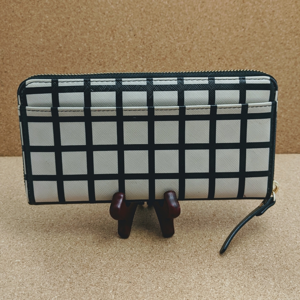 Kate Spade Wallet - Picture 3 of 5